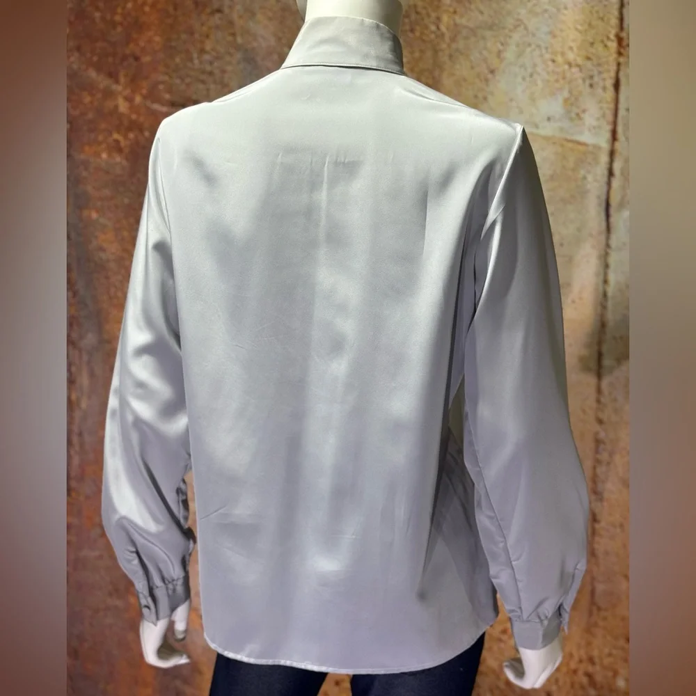 Gray Ruffled Blouse NWOT - Picture 5 of 5